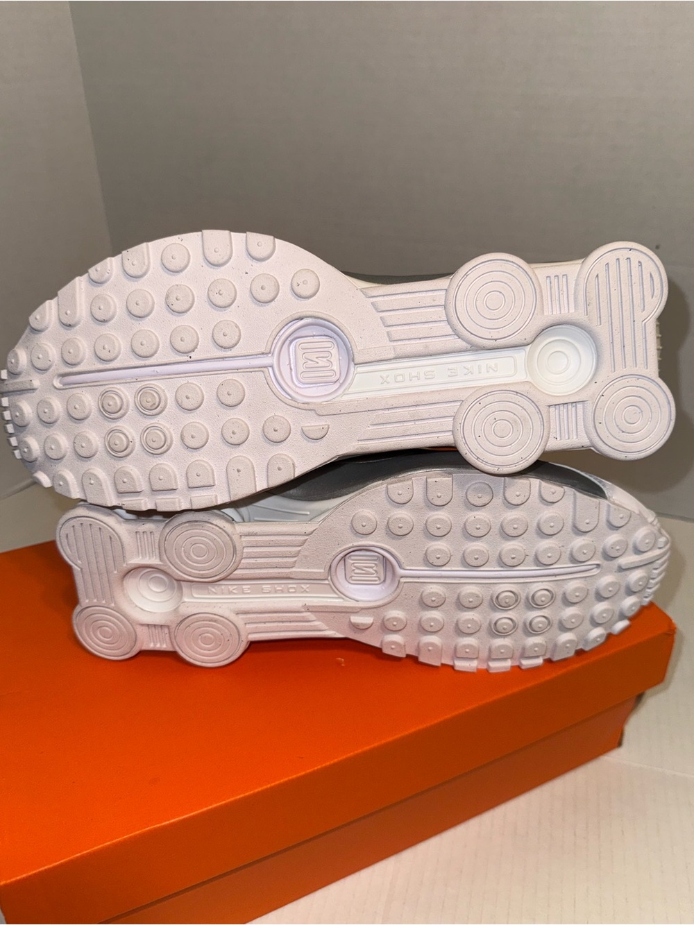 Nike Shox R4 White Metallic Silver Men’s Size 9 New Without Box Retail $155 - Picture 7 of 9